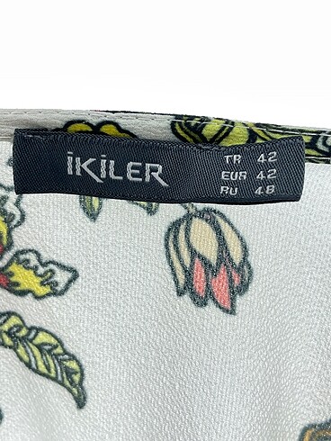 42 Beden çeşitli Renk Ikiler Bluz %70 İndirimli.