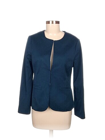 Diğer Blazer %70 İndirimli.