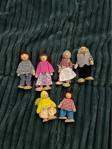 Diğer Montessori ahşap aile kukla seti