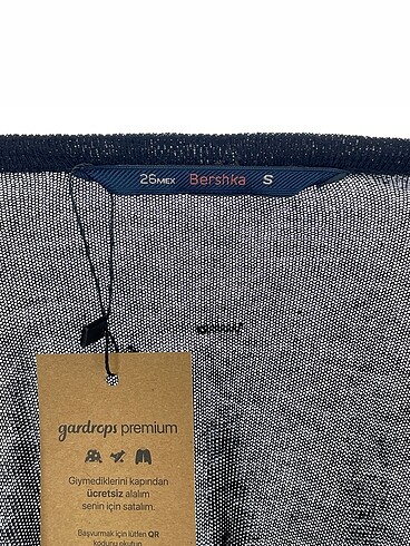 s Beden sarı Renk Bershka Bluz %70 İndirimli.