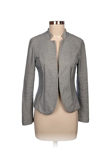 Diğer Blazer %70 İndirimli.