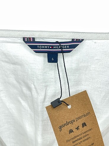 36 Beden beyaz Renk Tommy Hilfiger Bluz %70 İndirimli.
