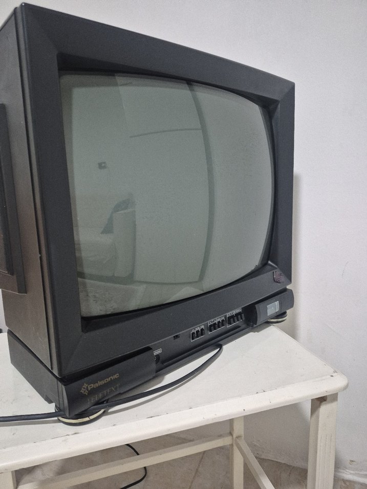 Siyah Panasonic CRT Monitör - Görsel 2