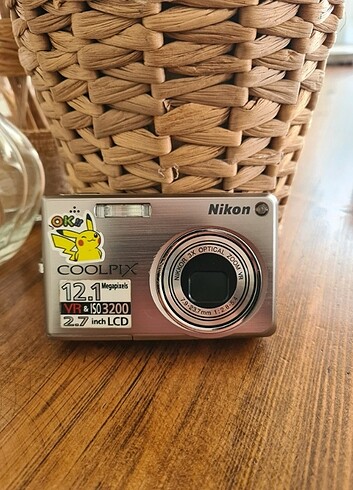 Nikon COOLPIX S700 Vr Dijital Fotoğraf Makinesi 