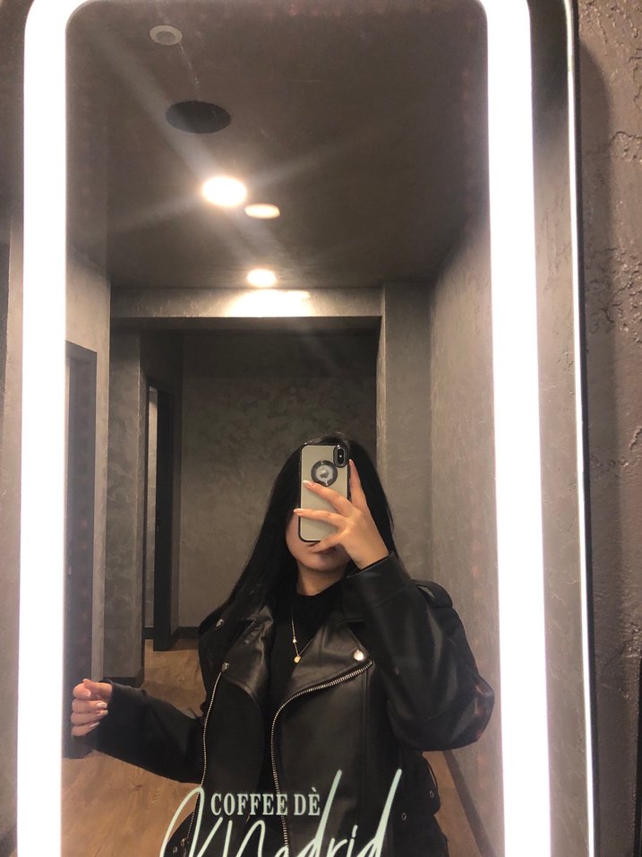 Siyah Deri Kadın Ceket, Yüksek Yaka, Uzun Kollu - Görsel 2