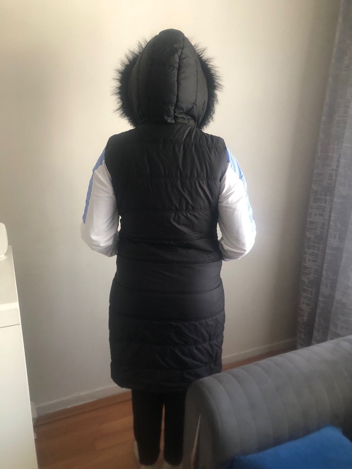 Siyah Şişme Yelek, Yüksek Yakalı, Midi Boy - Görsel 2