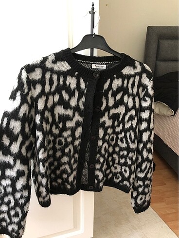 Yünlü leopar desenli hırka