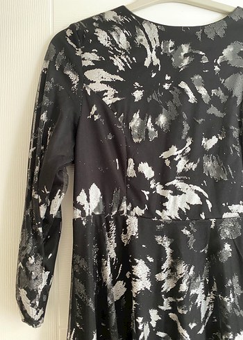 Gri Batik Desenli tesettür elbise