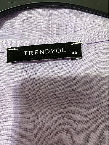 40 Beden Trendyol marka lila renk , 40 beden bluz .