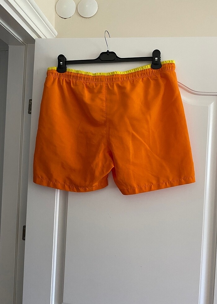 Collina marka , S beden , turuncu renk şort - Görsel 2