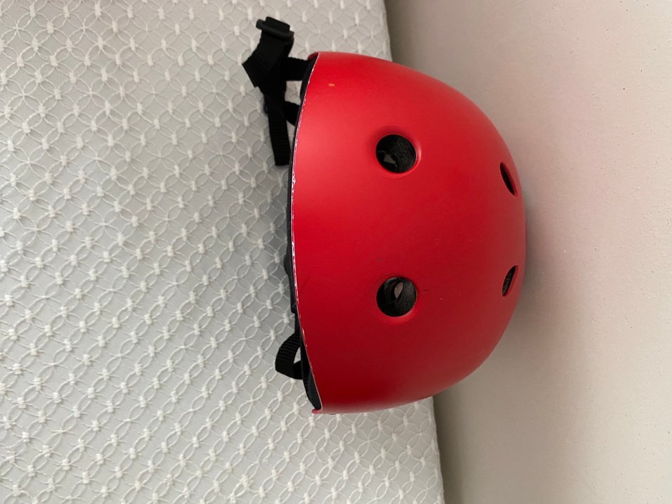 Kırmızı Puantiyeli Motosiklet Kaskı - Görsel 4