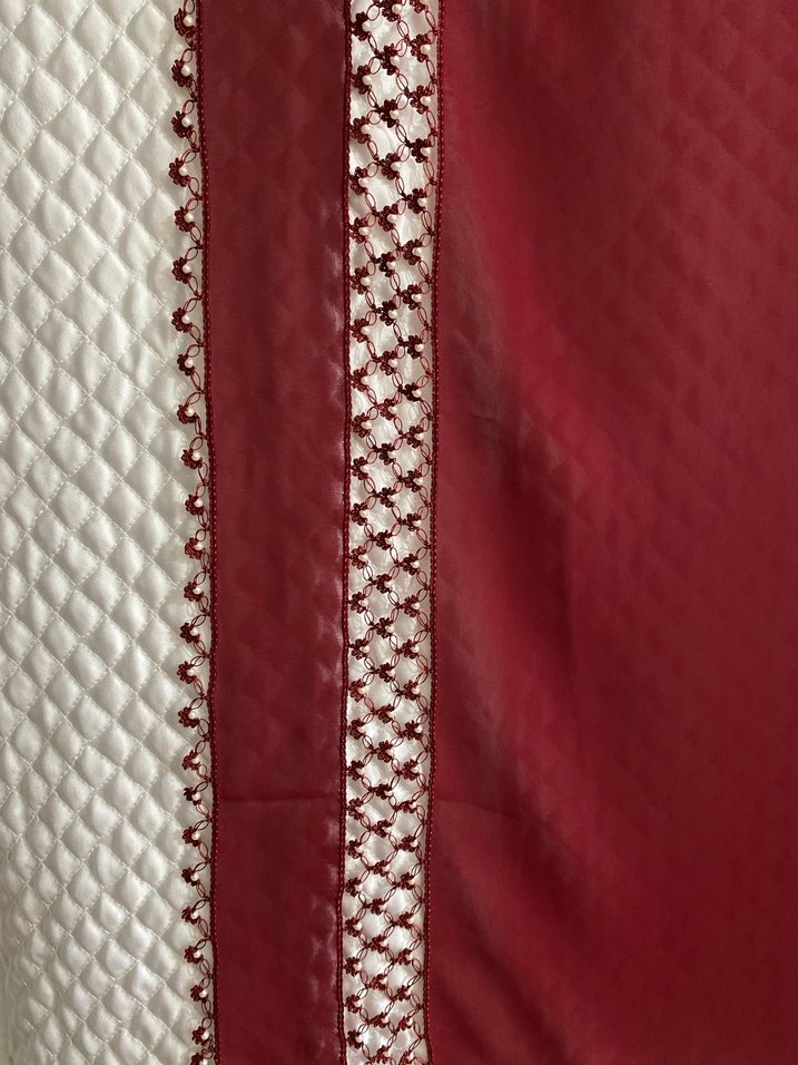 Bordo Nakışlı namaz örtüsü - Görsel 2