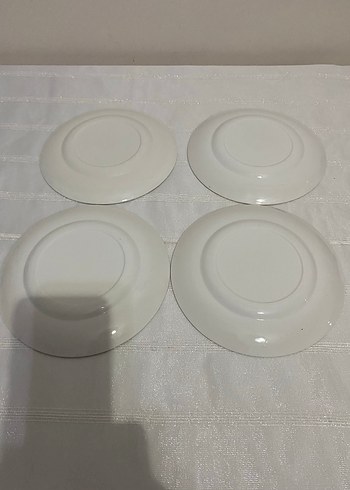 Vintega , Bordo Çiçek Desenli 4 Parça Tabak Seti - Görsel 3