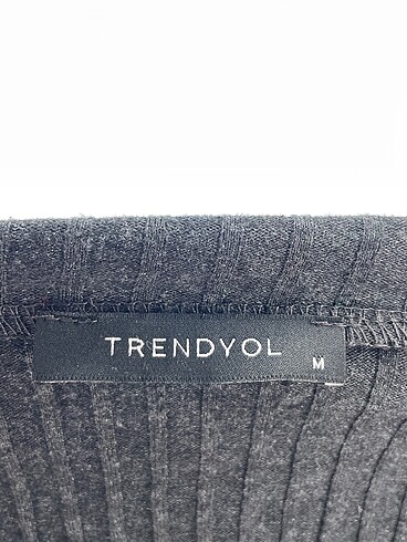 m Beden siyah Renk Trendyol & Milla Sweatshirt %70 İndirimli.