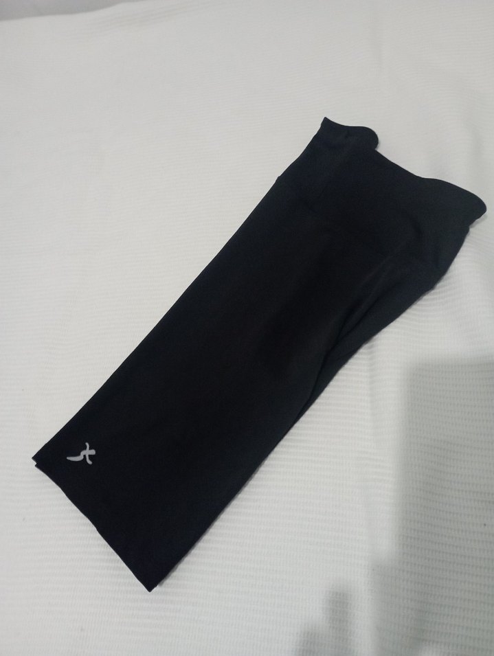 Siyah sporcu kısa tayt - Görsel 2