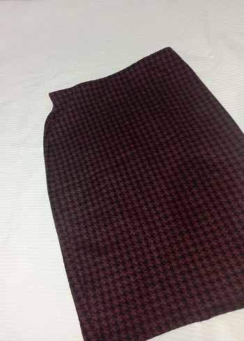 Bordo ekose desen mini Kadın Etek - Görsel 2