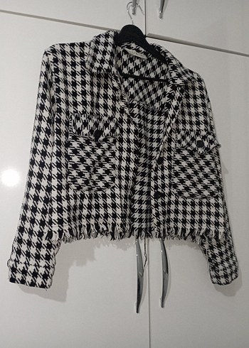 Düğmeli Gri Kazayağı Desenli Kısa Ceket - Görsel 2