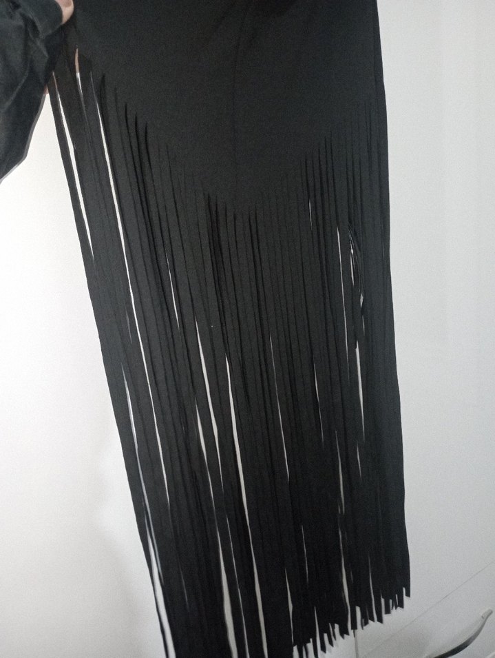 Siyah Püsküllü Uzun Dar Etek - Görsel 2