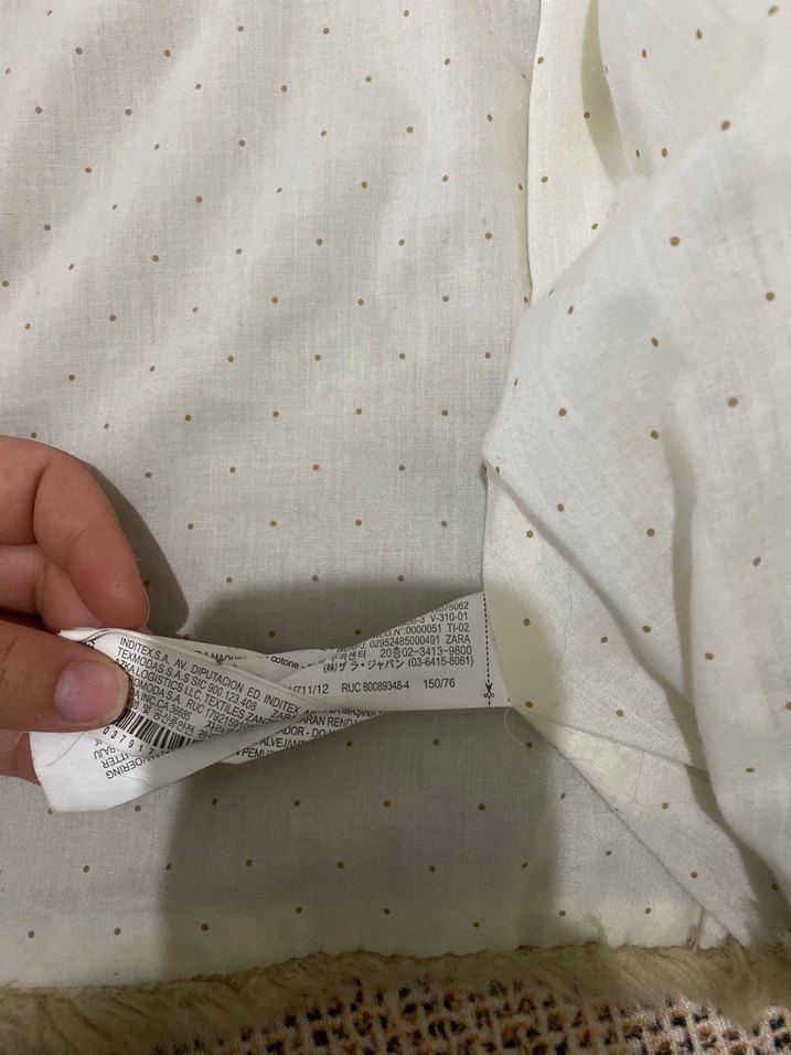 Bej Kapüşonlu çocuk peluş mont - Görsel 3