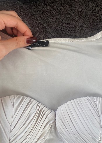 Beyaz Straplez Uzun Kollu Kadın Bluz - Görsel 2