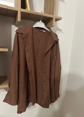 Düğmeli Kahverengi Keten Gömlek - Görsel 2