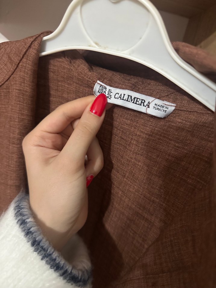 Düğmeli Kahverengi Keten Gömlek - Görsel 3