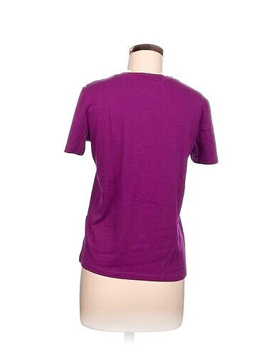 m Beden Diğer T-shirt %70 İndirimli.