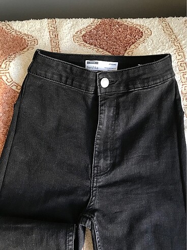 Bershka Dar pantolon