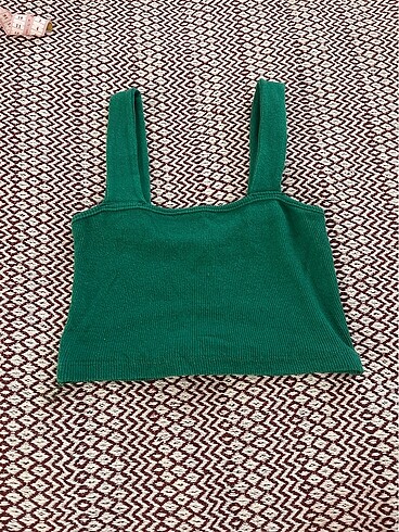 koyu yeşil crop