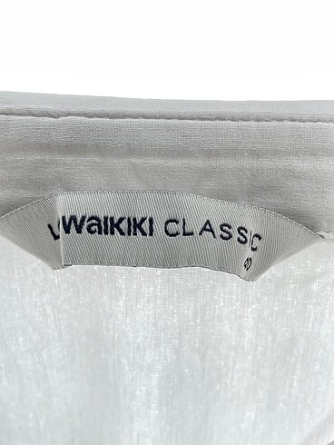 40 Beden beyaz Renk LC Waikiki Gömlek %70 İndirimli.