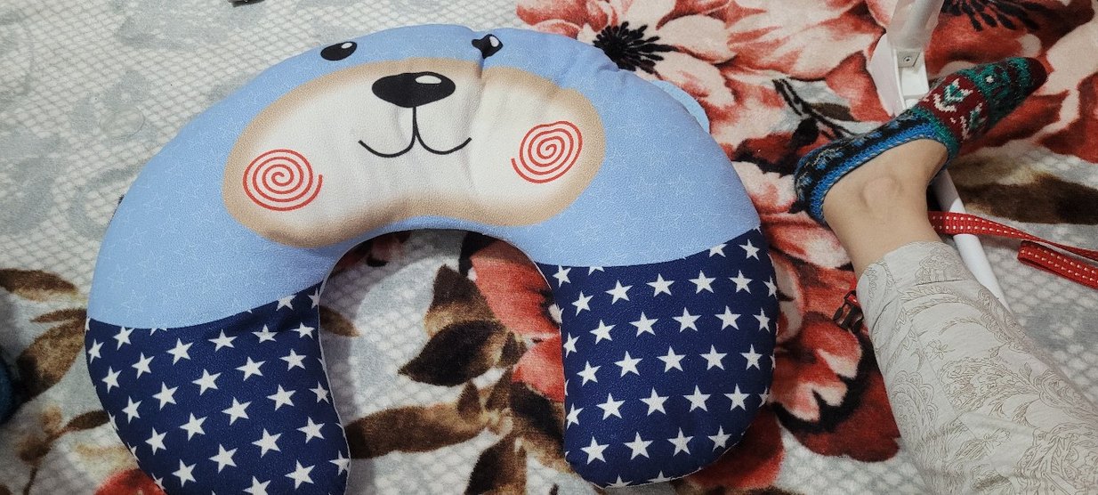 Renkli Desenli Emzirme ve Hamilelik Yastığı - Görsel 3