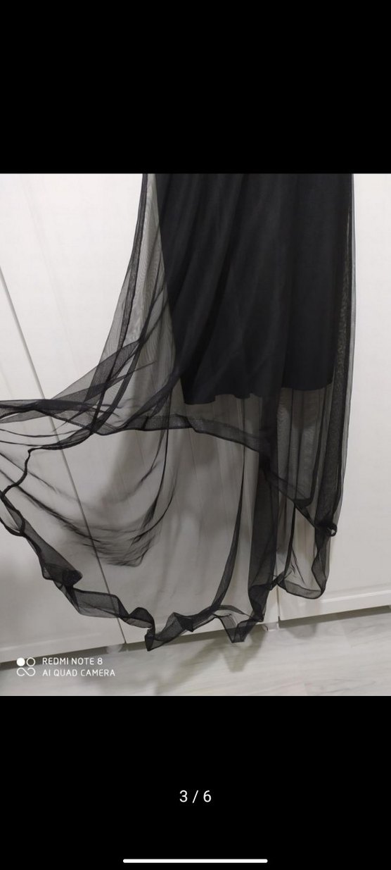 Siyah Drapeli Uzun V Yaka Gotik Elbise - Görsel 3