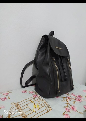 Siyah Deri Kadın Sırt Çantası - Görsel 3