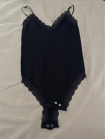Stradivarius s beden dantelli body
