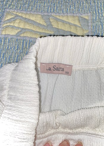 Beyaz Fırfırlı İşlemeli Mini Etek - Görsel 3