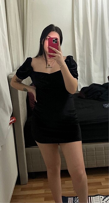 Siyah elbise