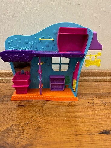 Polly pocket banyo eğlencesi