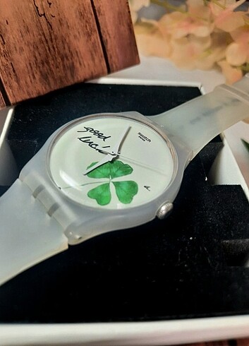 Swatch SWATCH SUOW119 MODEL ORİJİNAL SAAT 