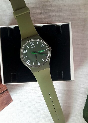  Beden SWATCH SUOG706 MODEL ORİJİNAL SAAT