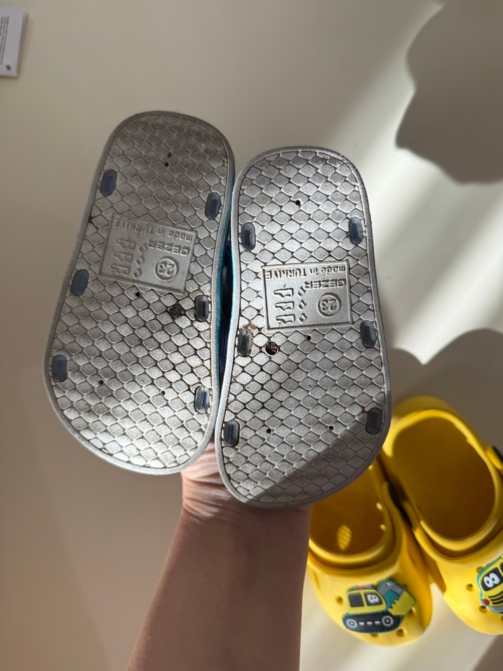 Çocuk Terlik sarı LCW mavi gezer marka 23 no - Görsel 4