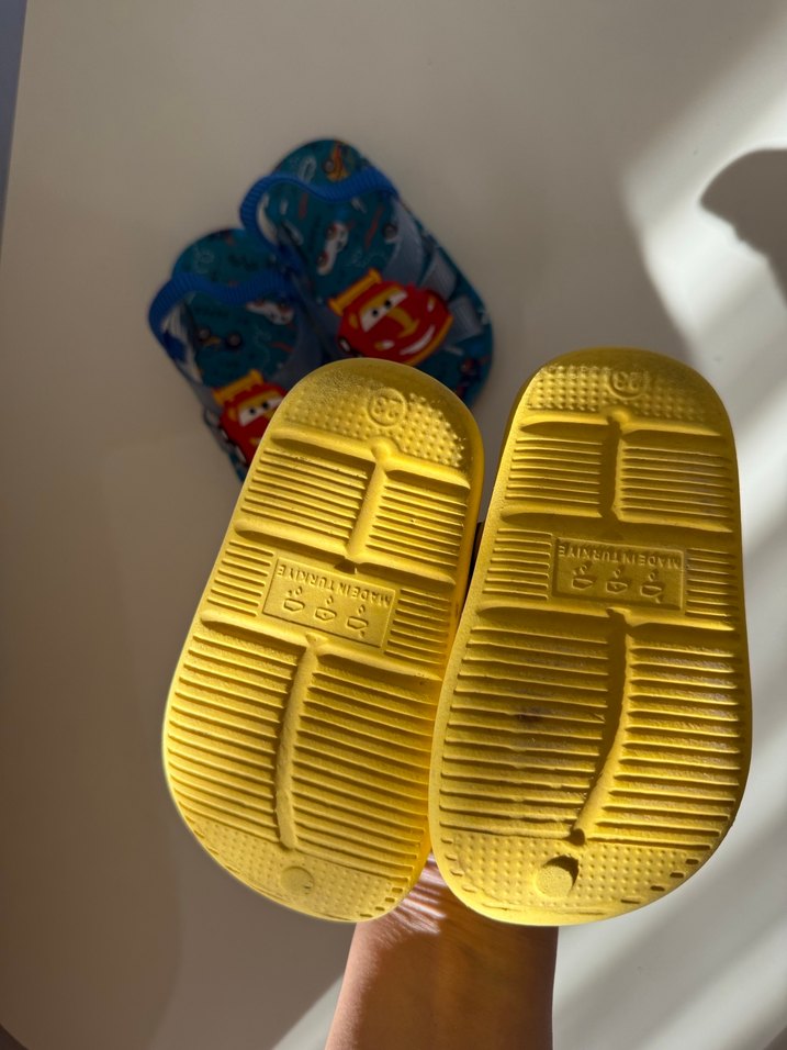 Çocuk Terlik sarı LCW mavi gezer marka 23 no - Görsel 3