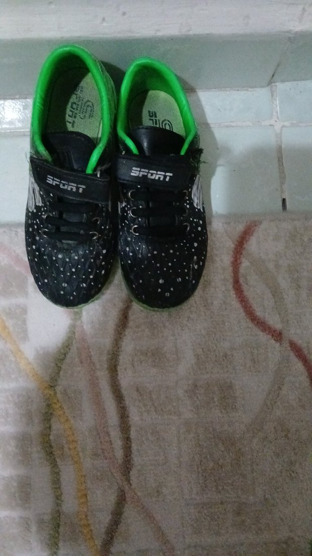 Yeşil Yılan Desenli Erkek Çocuk Spor Ayakkabı halı saha - Görsel 2