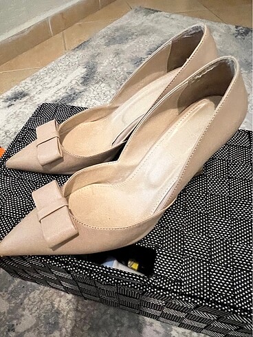 Marjin Marjin pudra stiletto