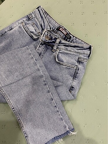 26 Beden Jean Kot
