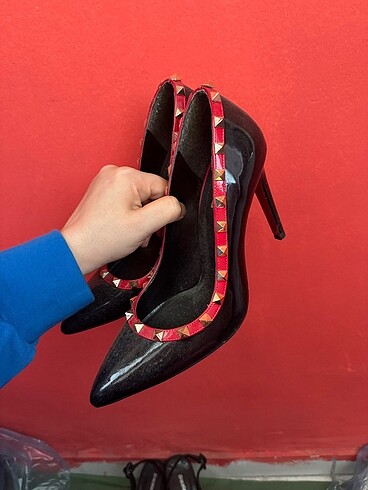 38 Beden Şık stiletto