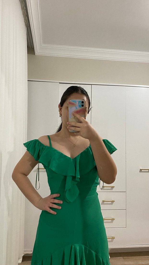Yeşil Straplez Uzun Volanlı Elbise - Görsel 3