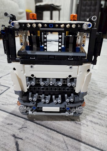 Lego Technic 42043 Arocs Eksik