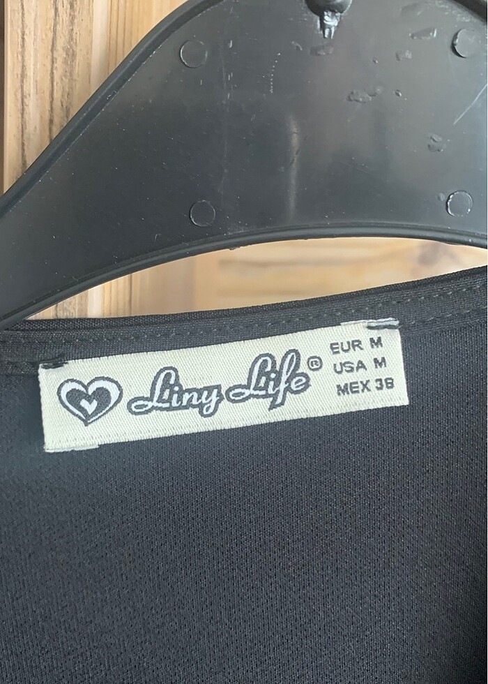 Çok şık bir yanı pul payetli abiye elbise - Görsel 4