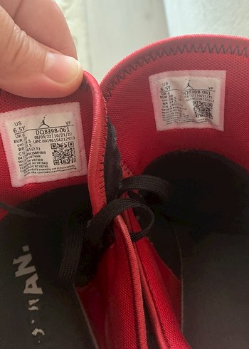 Kırmızı Desenli Nike Jordan Basketbol Ayakkabısı - Görsel 5