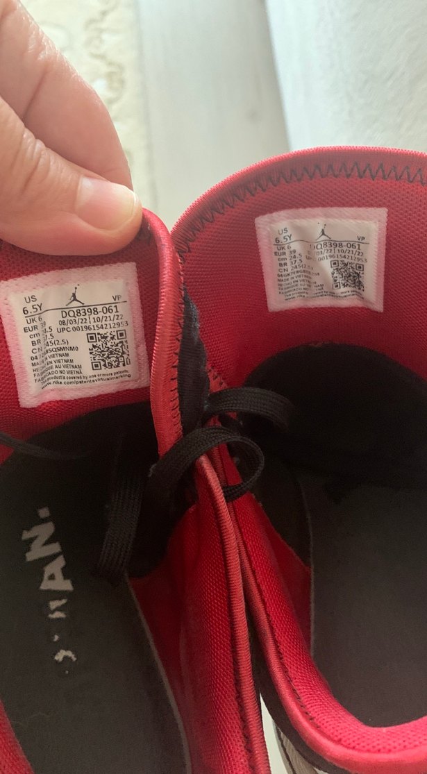 Kırmızı Desenli Nike Jordan Basketbol Ayakkabısı - Görsel 5